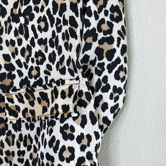 Jodifl Satin Animal Print Blazer Jacket Sz Medium Oversized Lightweight 1 Button - Picture 3 of 9
